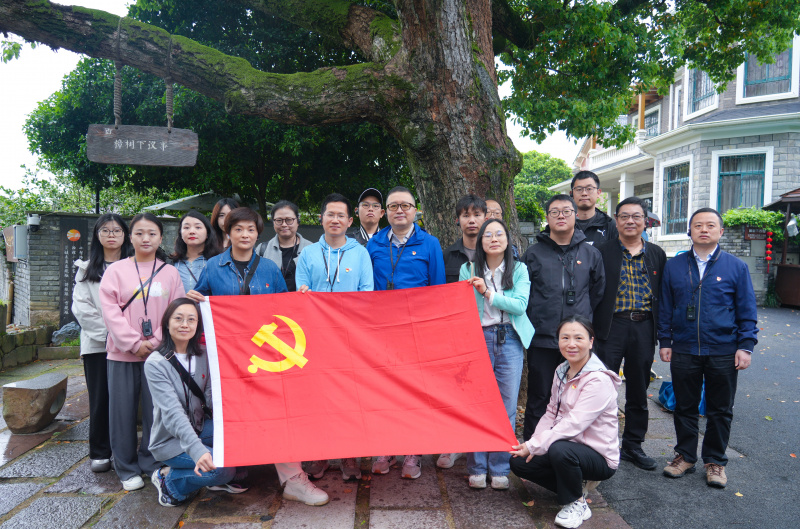 1753338498336506arcS.jpg 浙紡集團(tuán)第二黨支部照片2.jpg